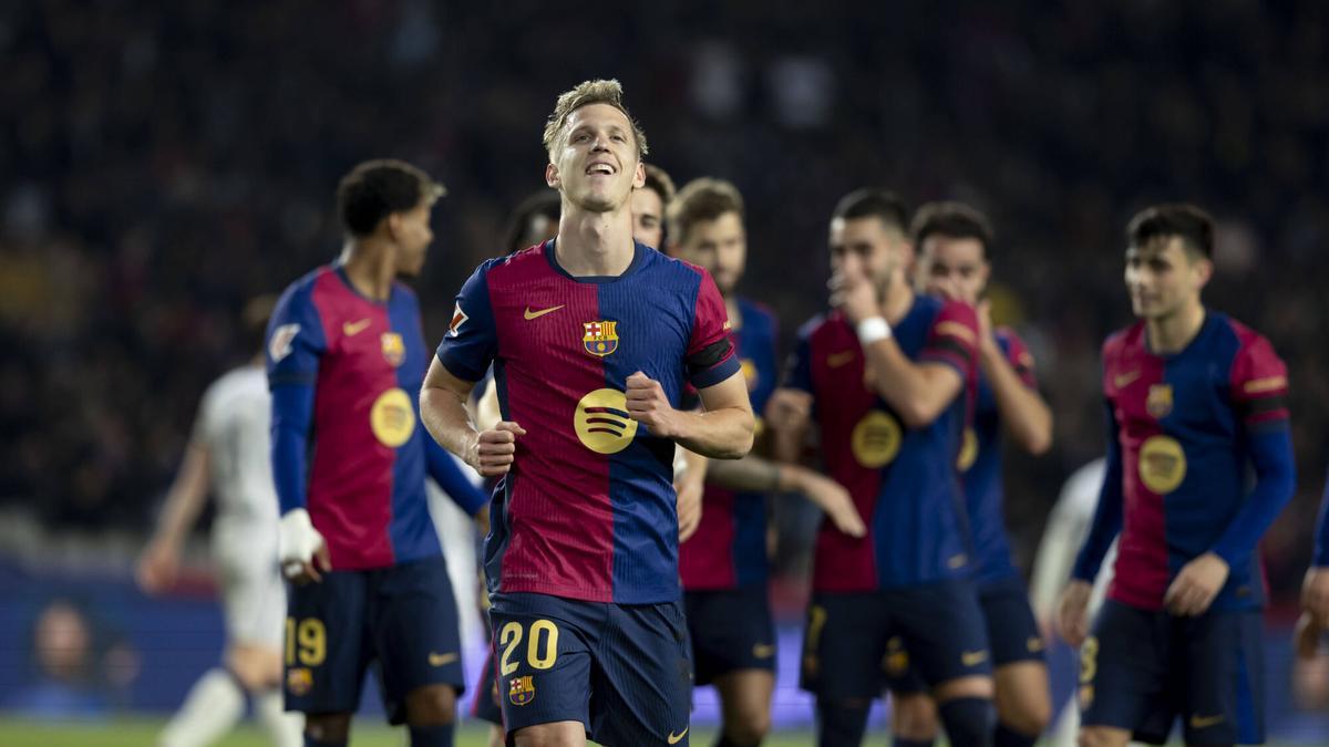 Olmo se incorpora al entrenamiento de la plantilla azulgrana