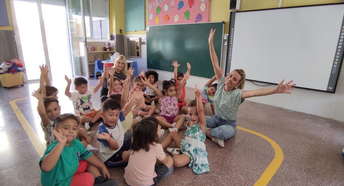El colegio Jesús-María Asís de  Alicante se vuelve a llenar de vida