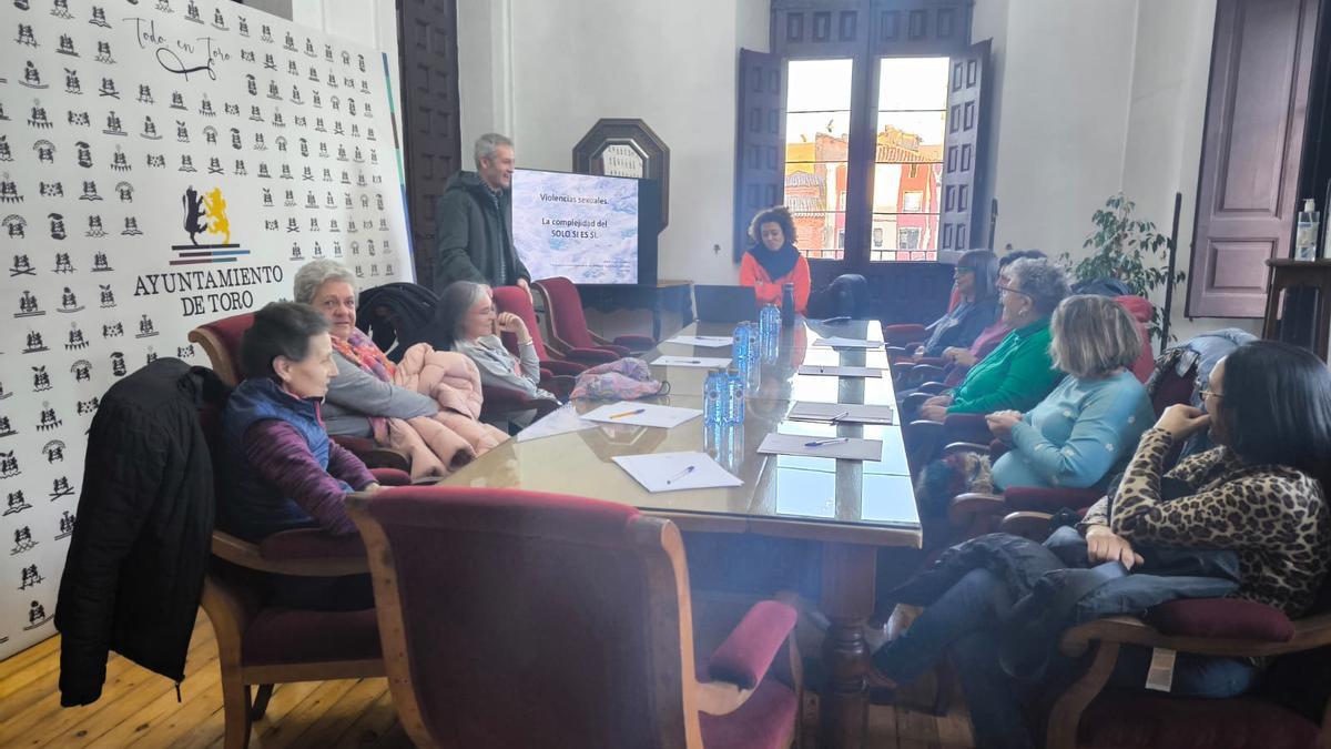 Segunda sesión del taller de prevención de la violencia sexual.