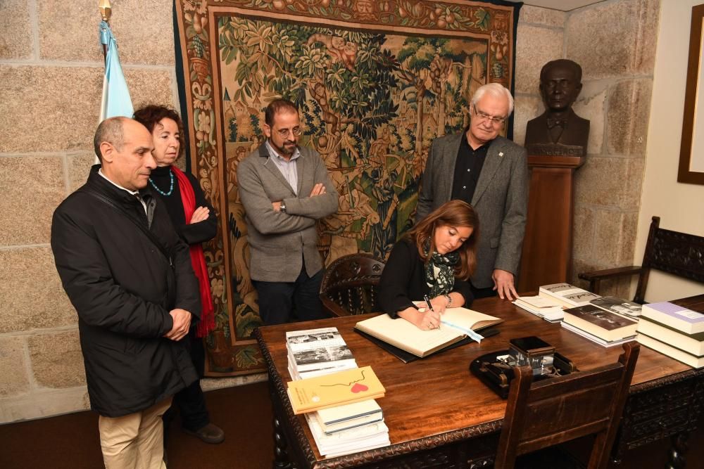 Inés Rey visita a Real Academia Galega