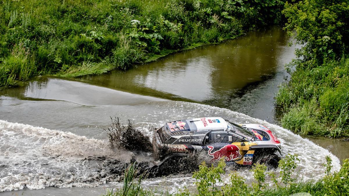 Loeb, KO en el Rally de la Seda