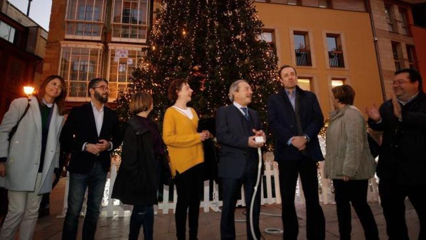 Oviedo ya brilla con la Navidad