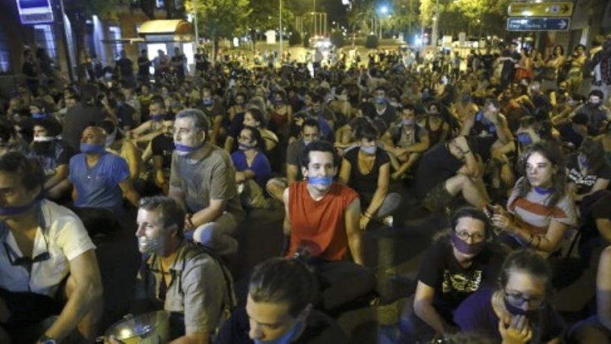 Protestas frente al Congreso para recibir la 'ley mordaza'