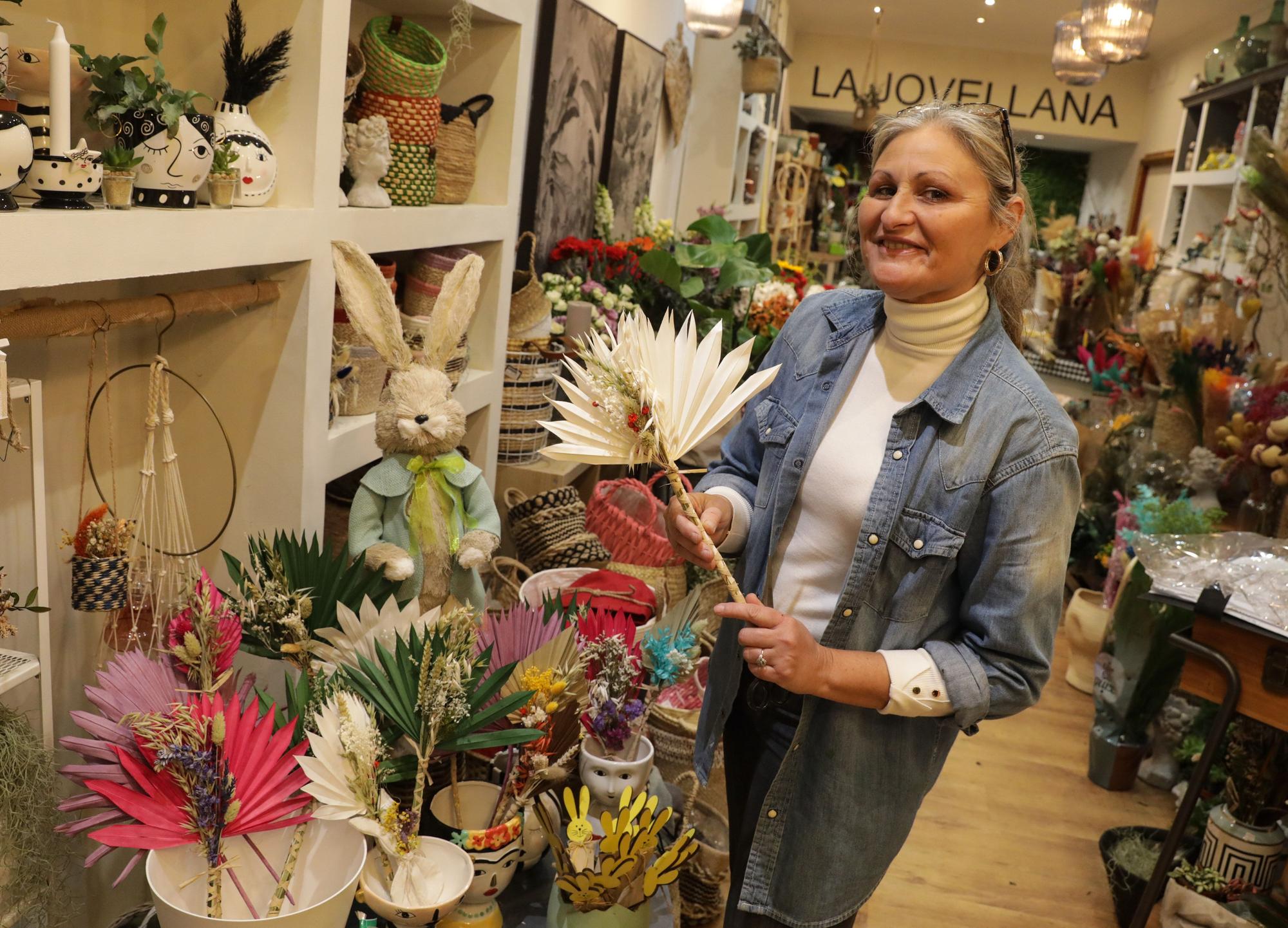 En imágenes: Las floristerías se llevan la palma en Semana Santa