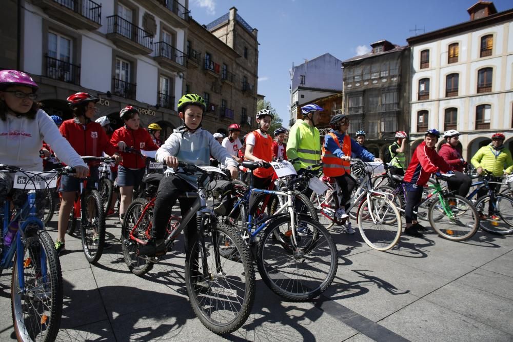 Celebración del Día de la Bicicleta en Avilés