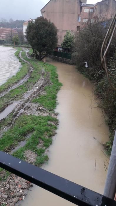 Tiempo en Asturias: Las espectaculares imágenes de las riadas, argayos e incidencias del temporal