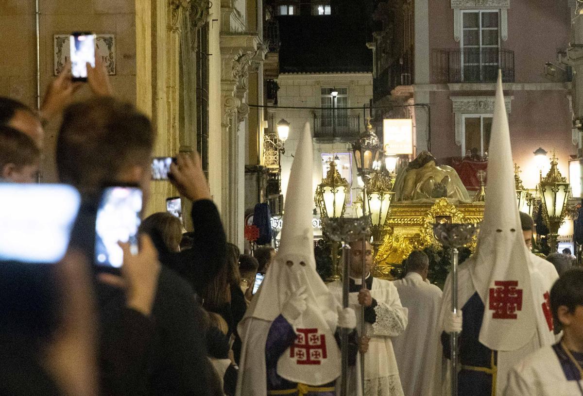 Semana Santa en Alicante 2026: Procesión de la Hermandad del Santo Sepulcro
