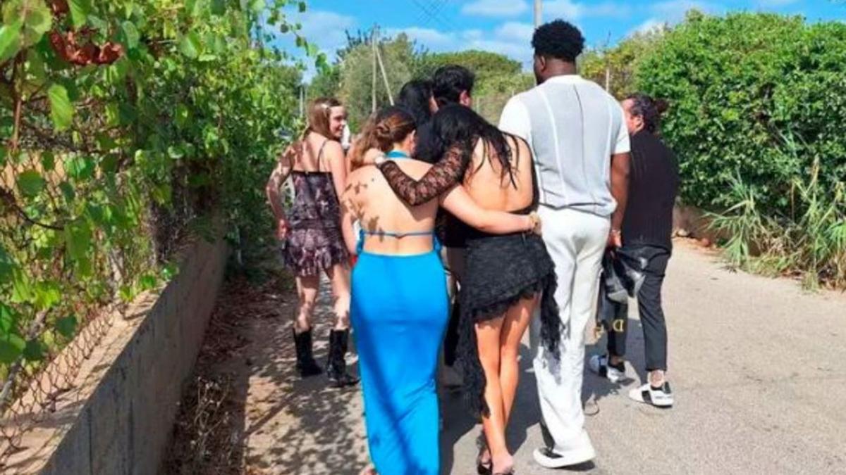 Imagen de archivo de una fiesta ilegal en una villa en Sant Josep. | D. V.