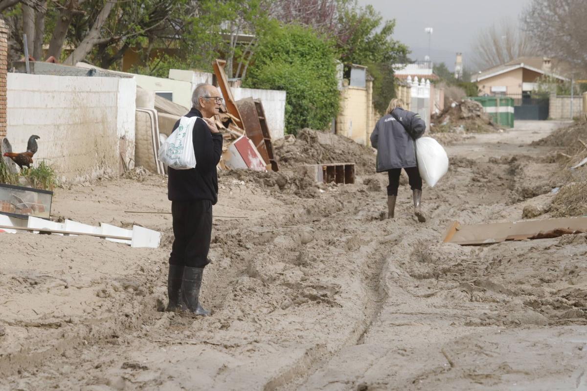 A.J.González Córdoba Guadalvalle y Altea parcelaciones un mes después de las inundaciones