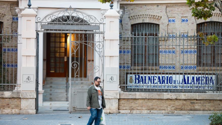 Ribó justifica el cierre del balneario de la Alameda por motivos sanitarios