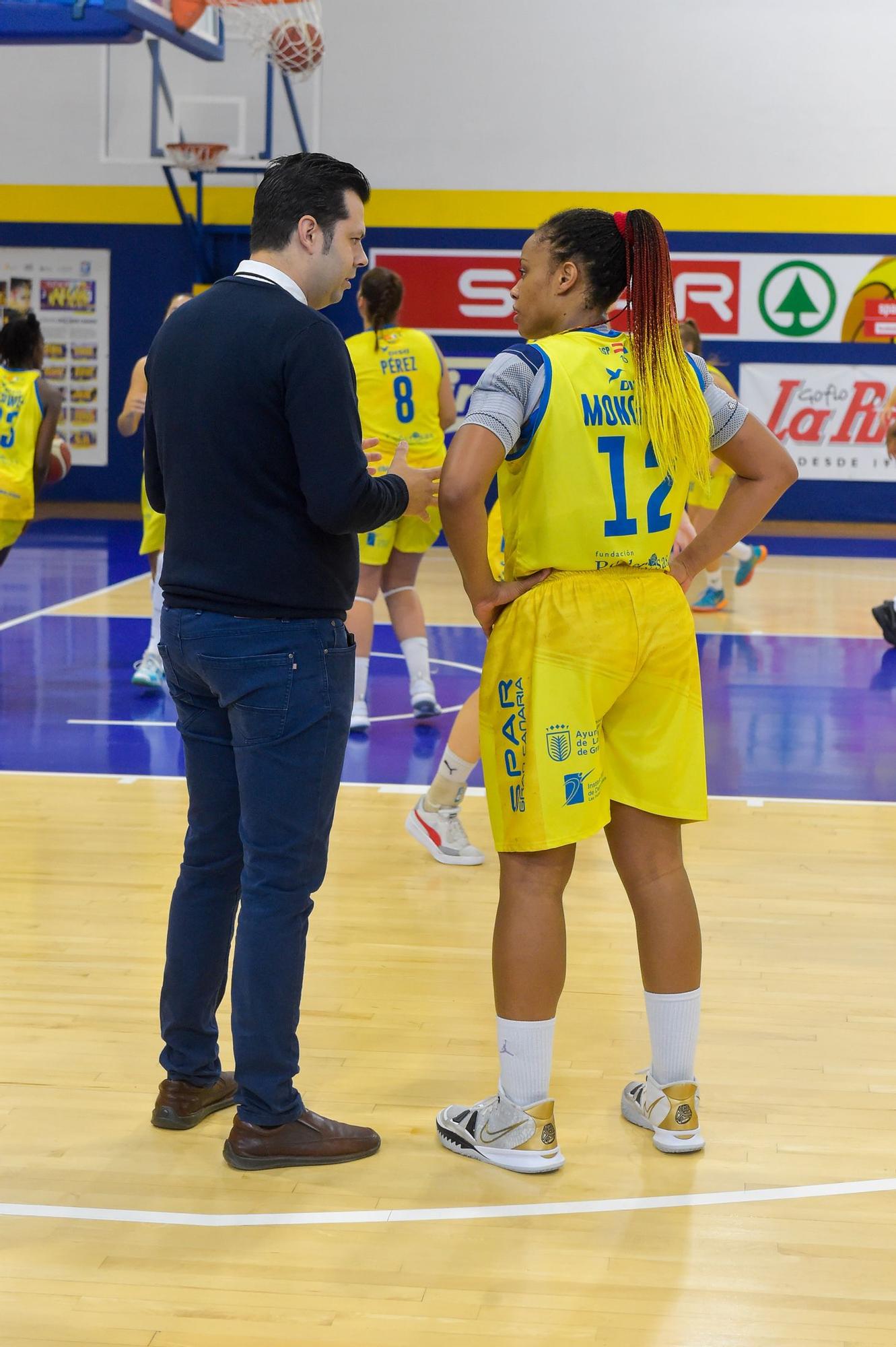 Partido entre el SPAR Gran Canaria (67) y el Estudiantes (65)