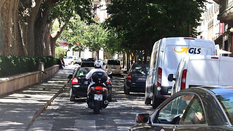 Circular en cotxe per la Rambla ja torna a estar permès.