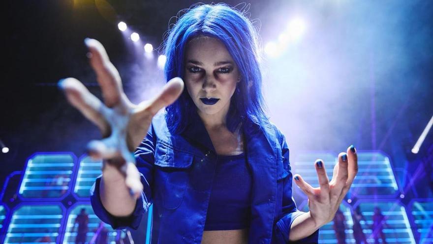 Sara Silva Maldonado, protagonista de "El circo de los horrores: Prisionia", en la piel de "Azul".