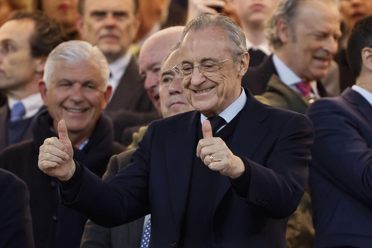 El presidente del Real Madrid, Florentino Pérez, antes del inicio de un partido
