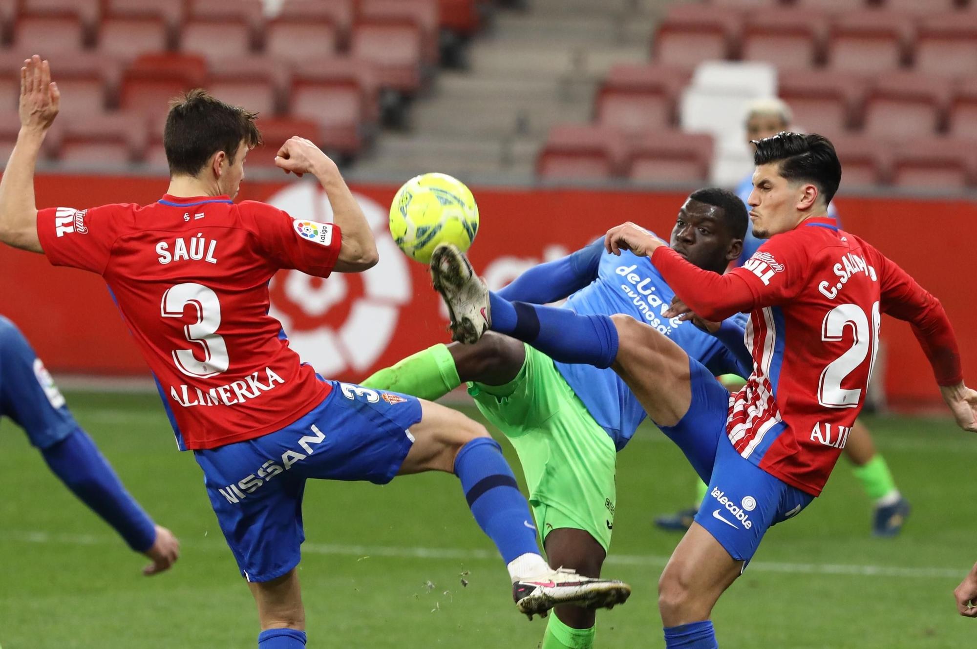 El Sporting-Fuenlabrada, en imágenes