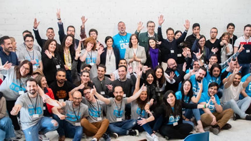 Los asistentes al Hacking Day de Hack a Bos. (Foto: Ivannia Salazar).