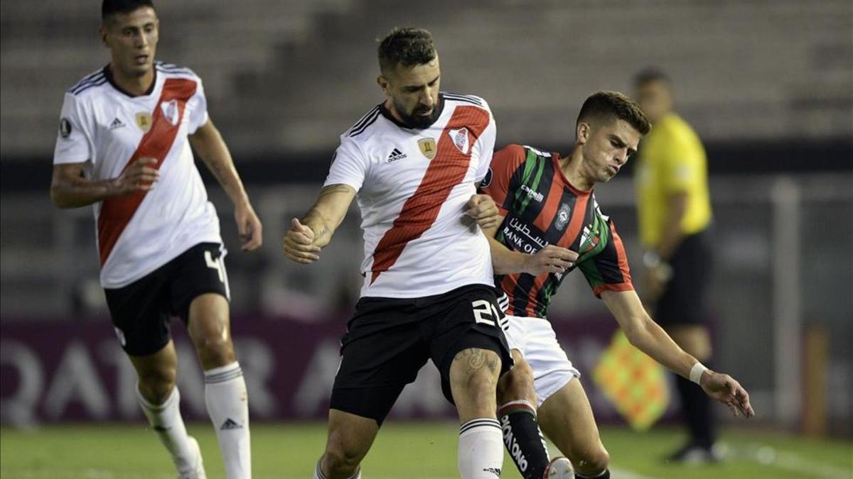 River Plate y Palestino disputaron un partido muy intenso