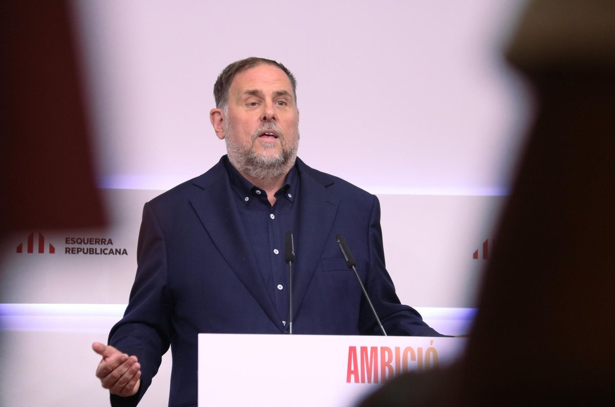 El presidente de ERC, Oriol Junqueras, este lunes en la presentación de la ley sobre el IRPF. El presidente de ERC, Oriol Junqueras, este lunes en la presentación de la ley sobre el IRPF.