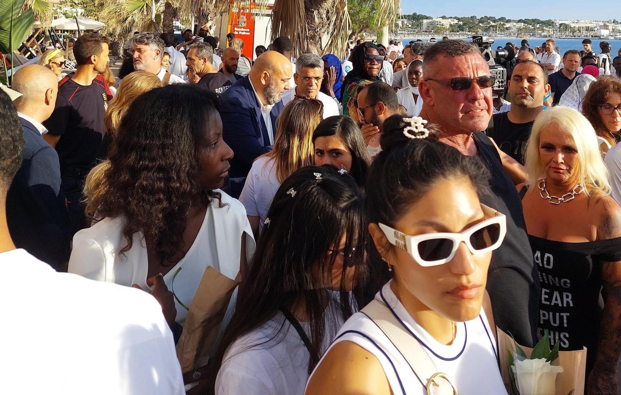 Die Playa de Palma nimmt Abschied von den Opfern des Einsturzes im Medusa Beach Club