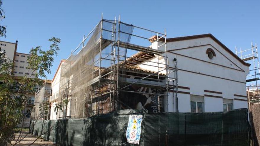 Obras en la zona de Salud Mental del Hospital Marítimo.