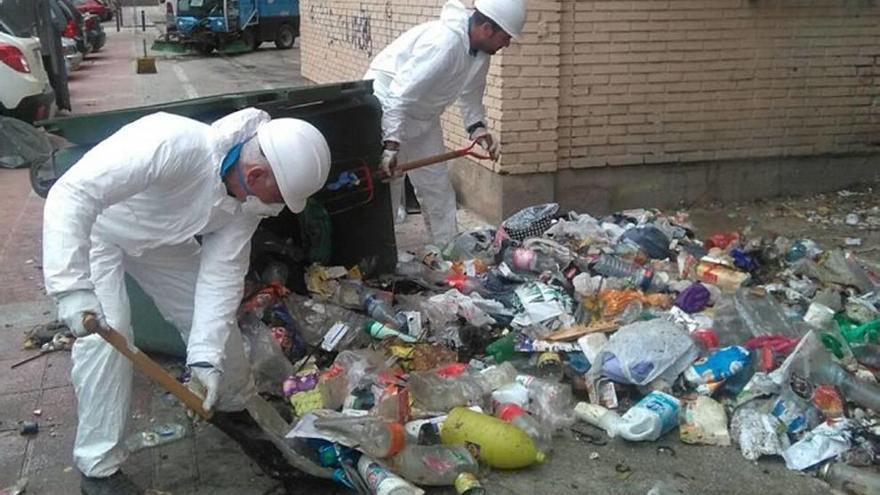 El Ayuntamiento de Murcia recurre a la Policía para poder limpiar La Fama