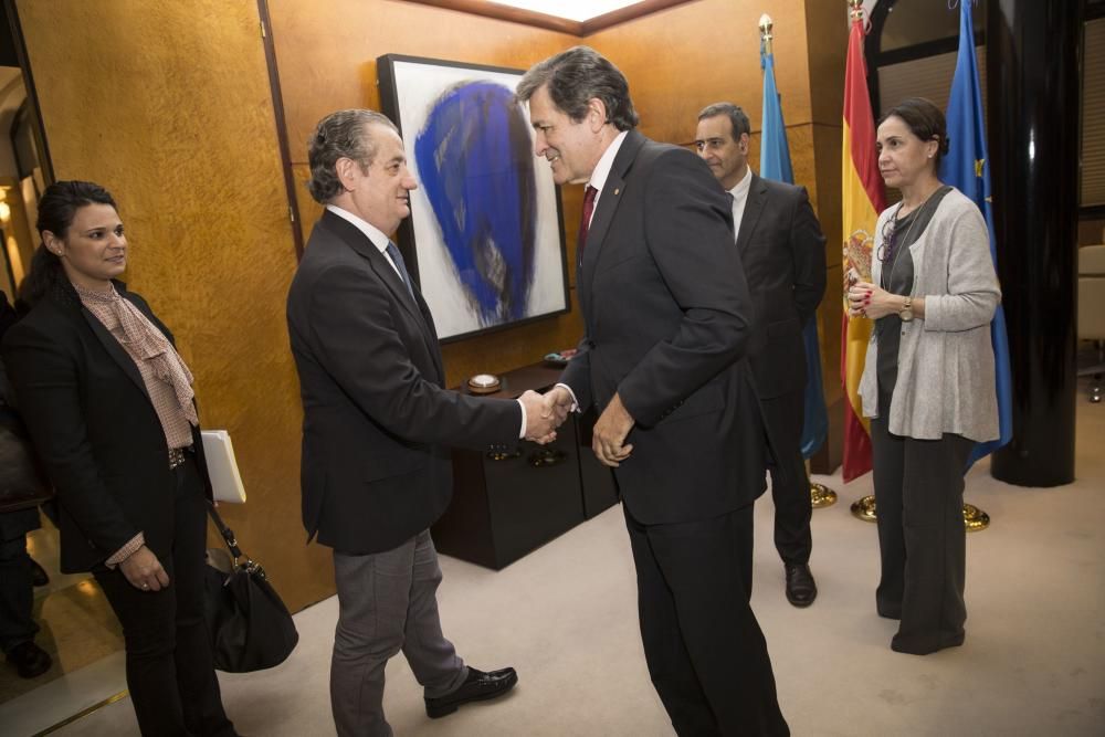 Reunión de Javier Fernández con representantes políticos de Ciudadanos