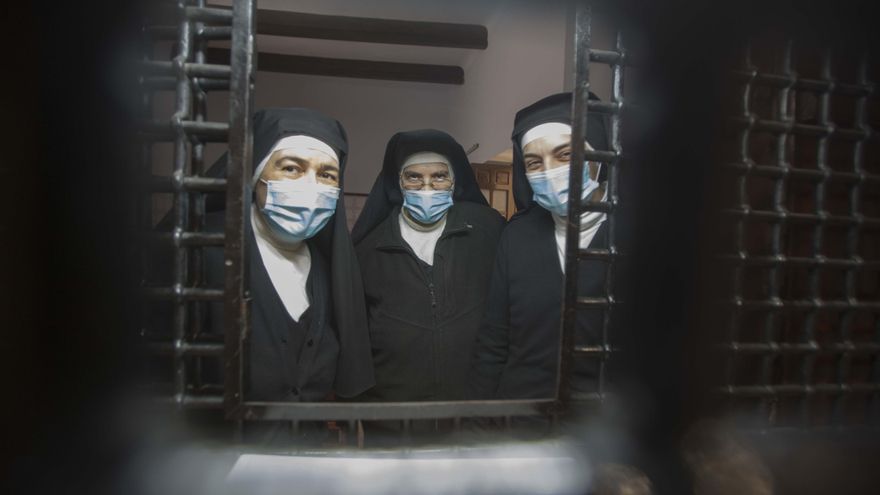 Las monjas Agustinas asisten a su primera Peregrina como custodias