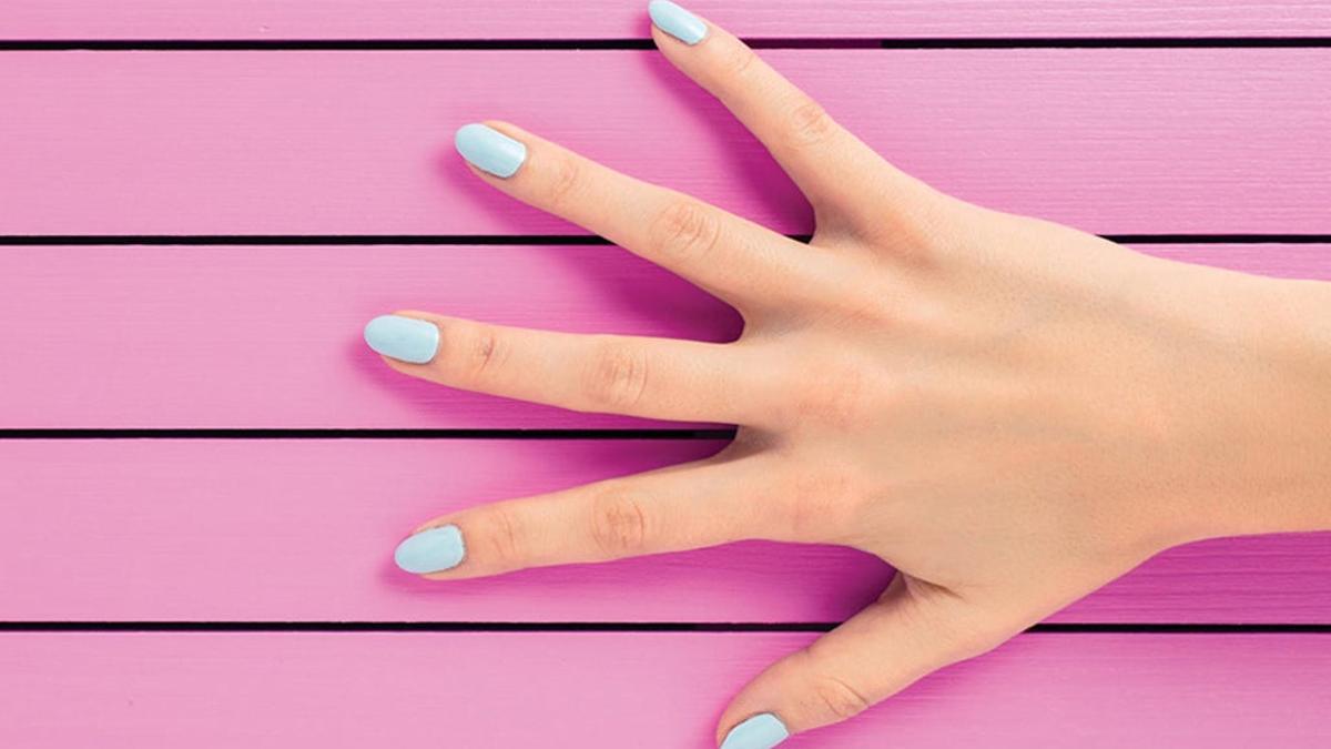 Consejos para cuidar tus uñas pintadas