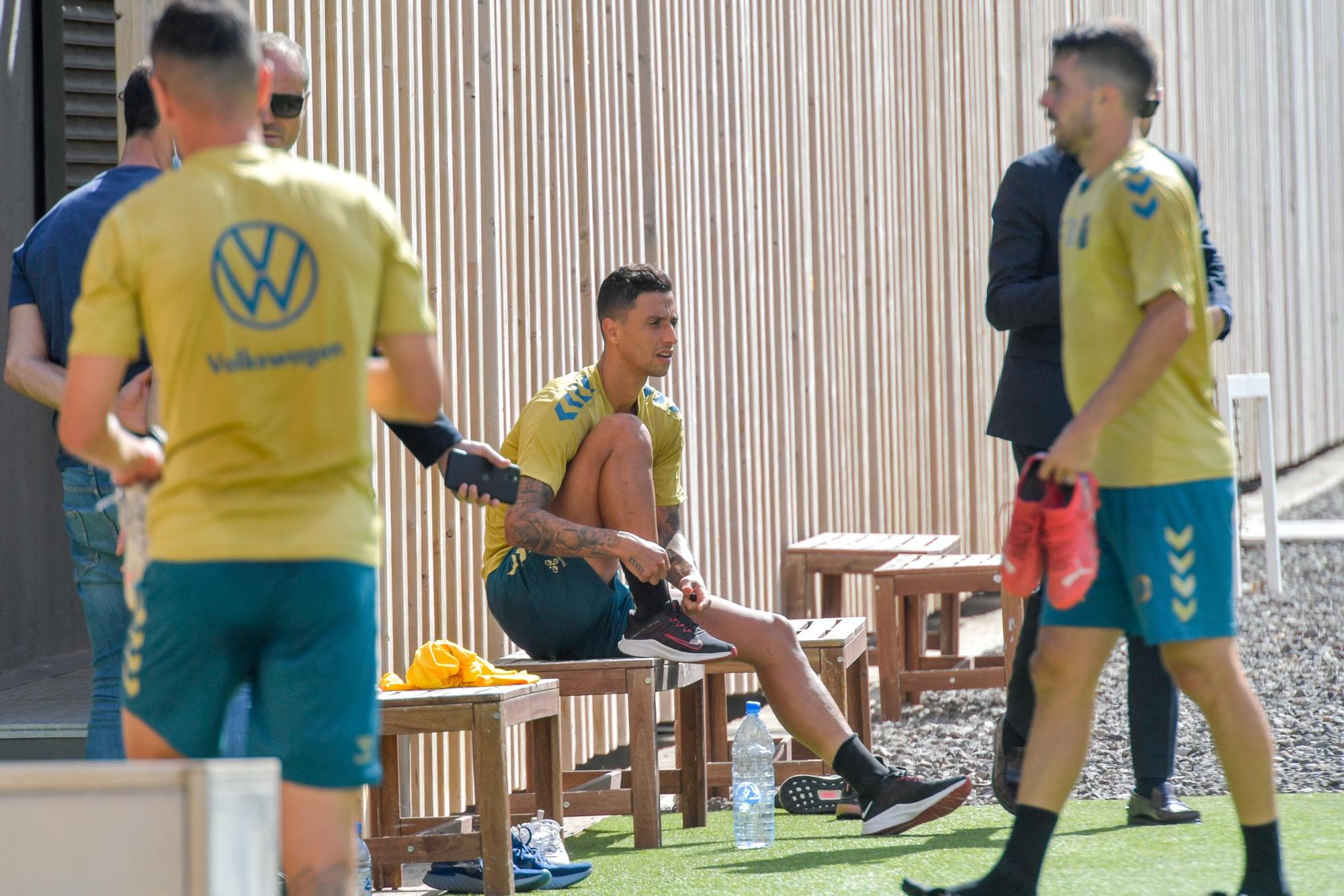 La UD retoma el trabajo en la Ciudad Deportiva tras la derrota ante el Real Zaragoza.