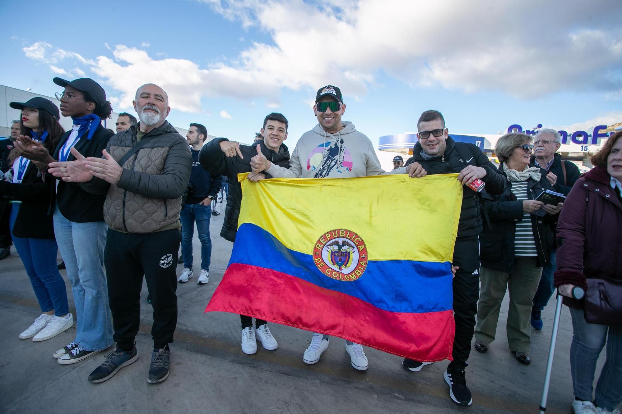 FOTOS: Así ha sido la salida de la Vuelta Ciclista a la Región de Murcia