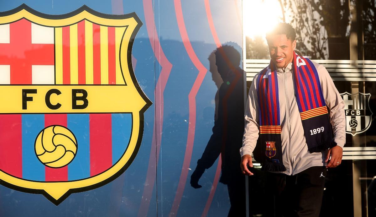 ¡Vitor Roque ya está en Barcelona! Así han sido sus primeras horas en la Ciudad Condal ¡Vitor Roque ya está en Barcelona! Así han sido sus primeras horas en la Ciudad Condal