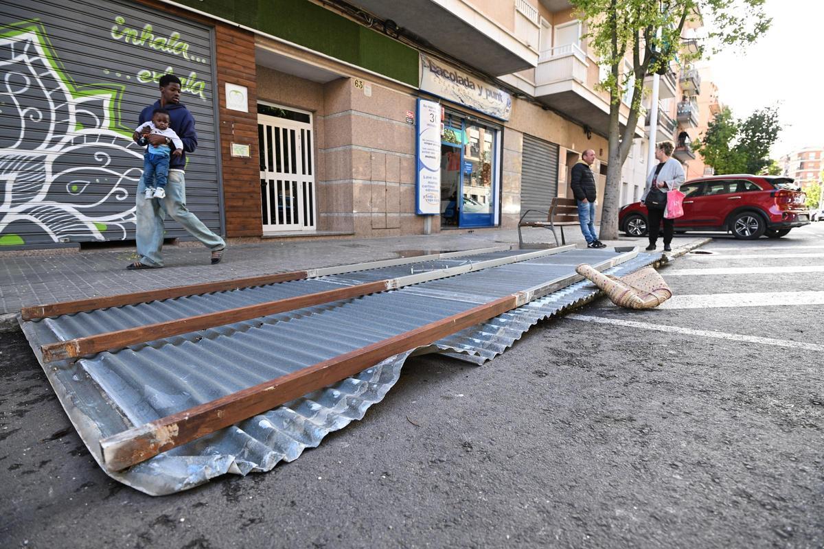 Decenas de incidencias en Elche por las fuertes rachas de viento