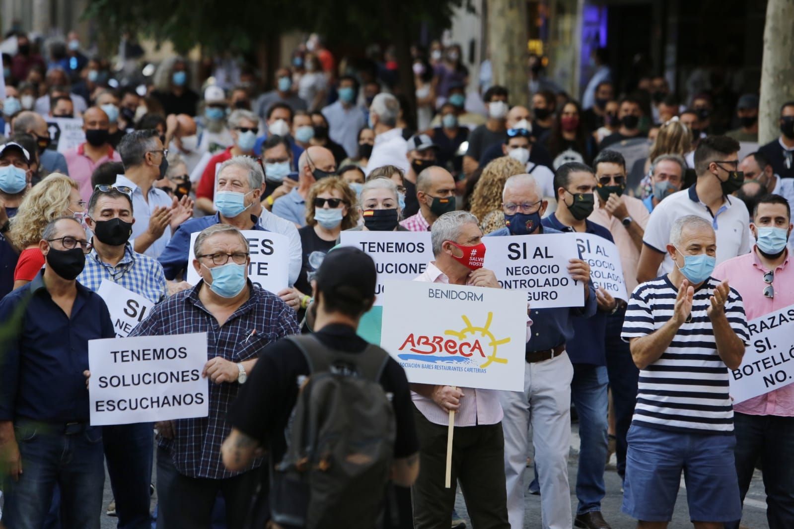 La hostelería clama contra las restricciones por el covid-19 y exige ayudas para «no ir a la ruina»