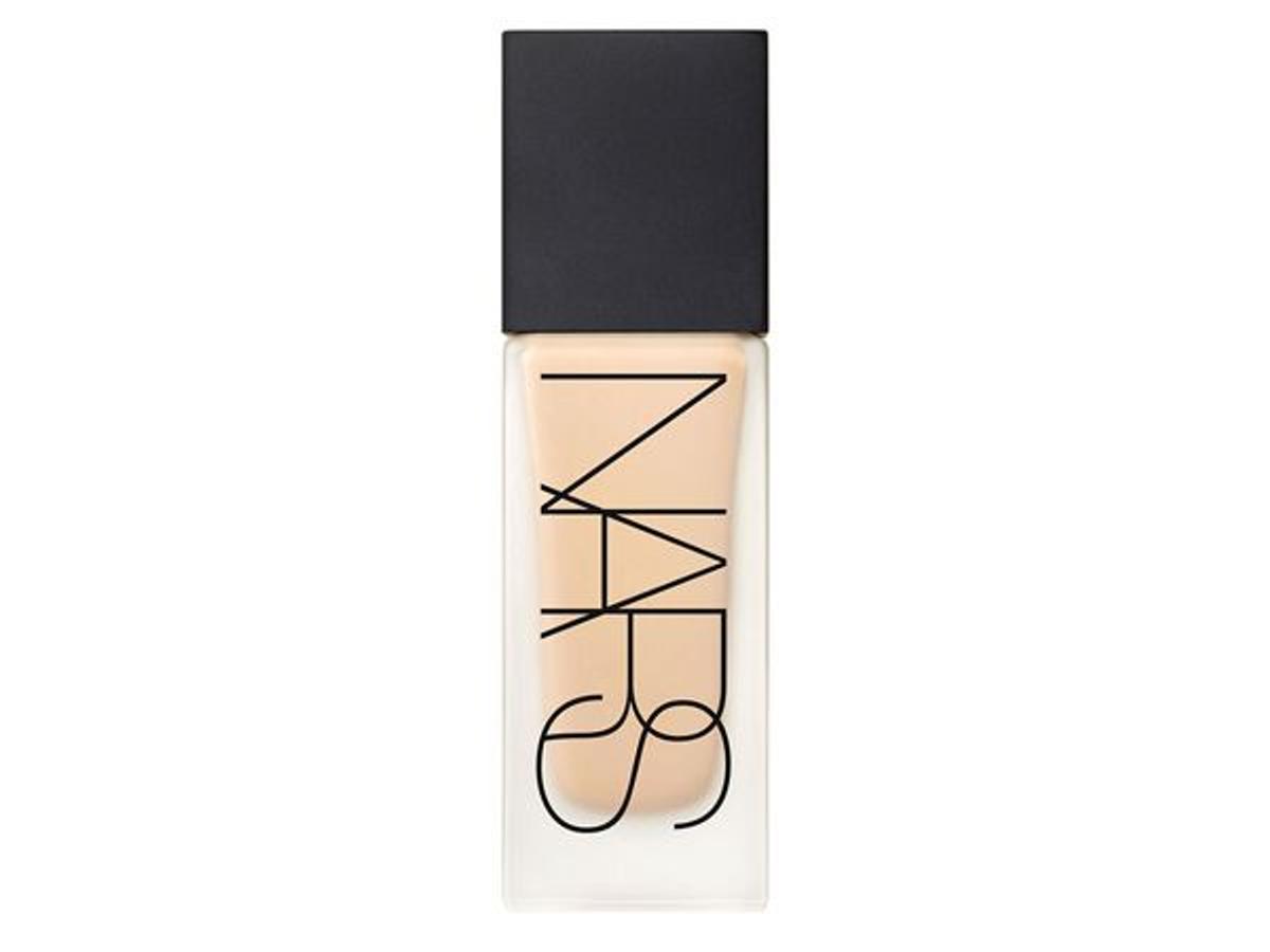 All Day Luminous Weightless Foundation, NARS