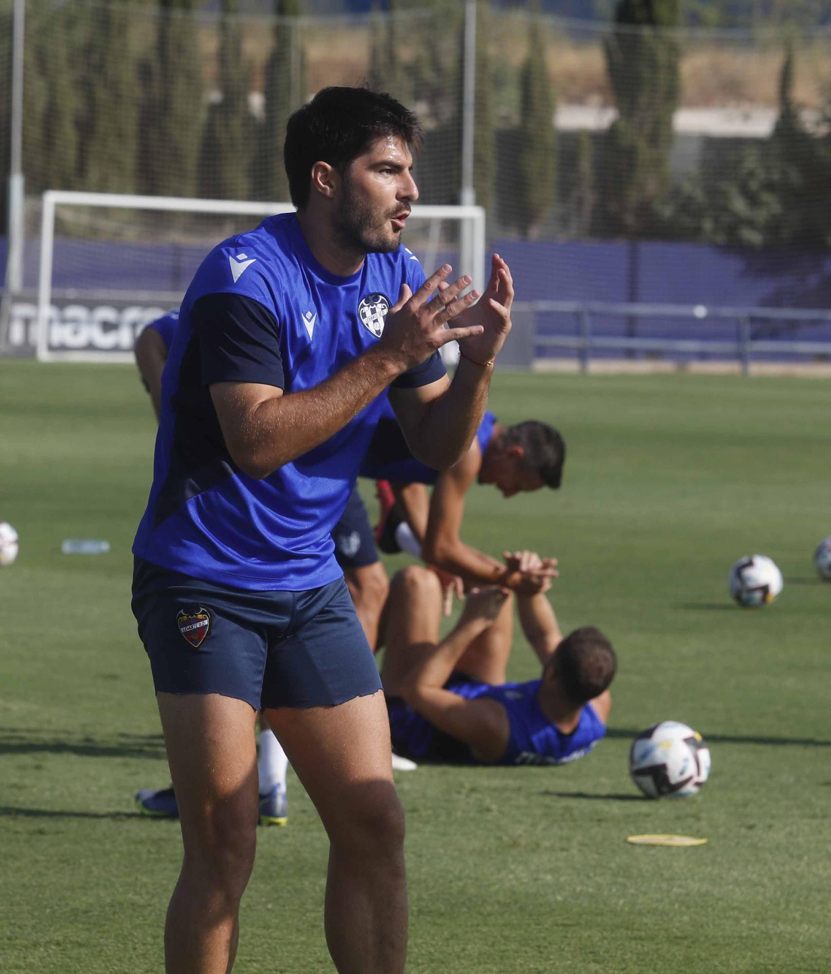 Sesión en Buñol del Levante UD