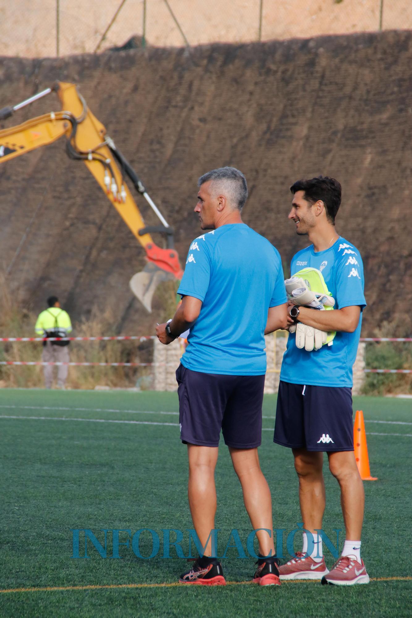 El Alcoyano de Parras encara su último mes antes de su debut liguero