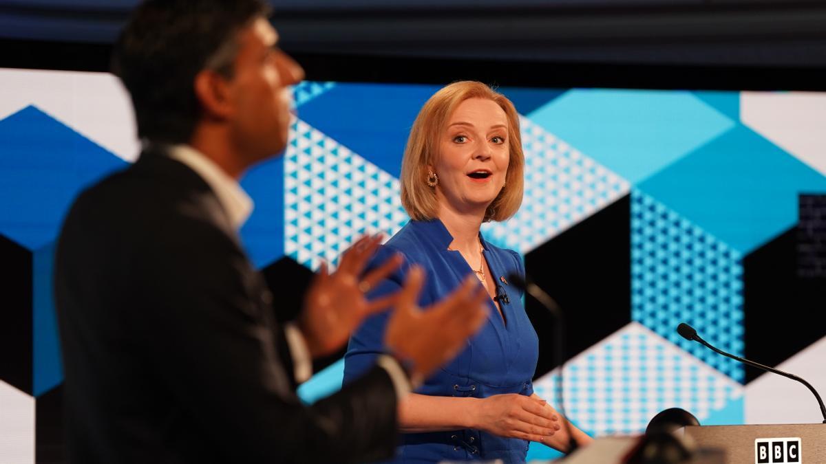 Primer debate televisado entre el extitular de Finanzas, Rishi Sunar, y la ministra de Exteriores, Liz Truss,  candidatos a suceder a Boris Johnson.