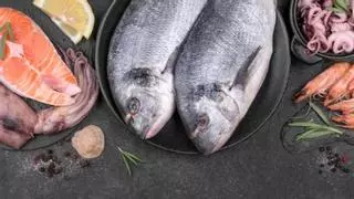 El risc de l'anisakis a l'estiu: coneix el peix i el marisc que et pot portar a la intoxicació