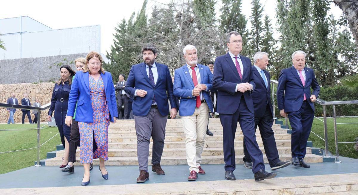 La federación destaca que el primer edil del Ayuntamiento de Murcia siempre estuvo al lado del campo y el sector agro