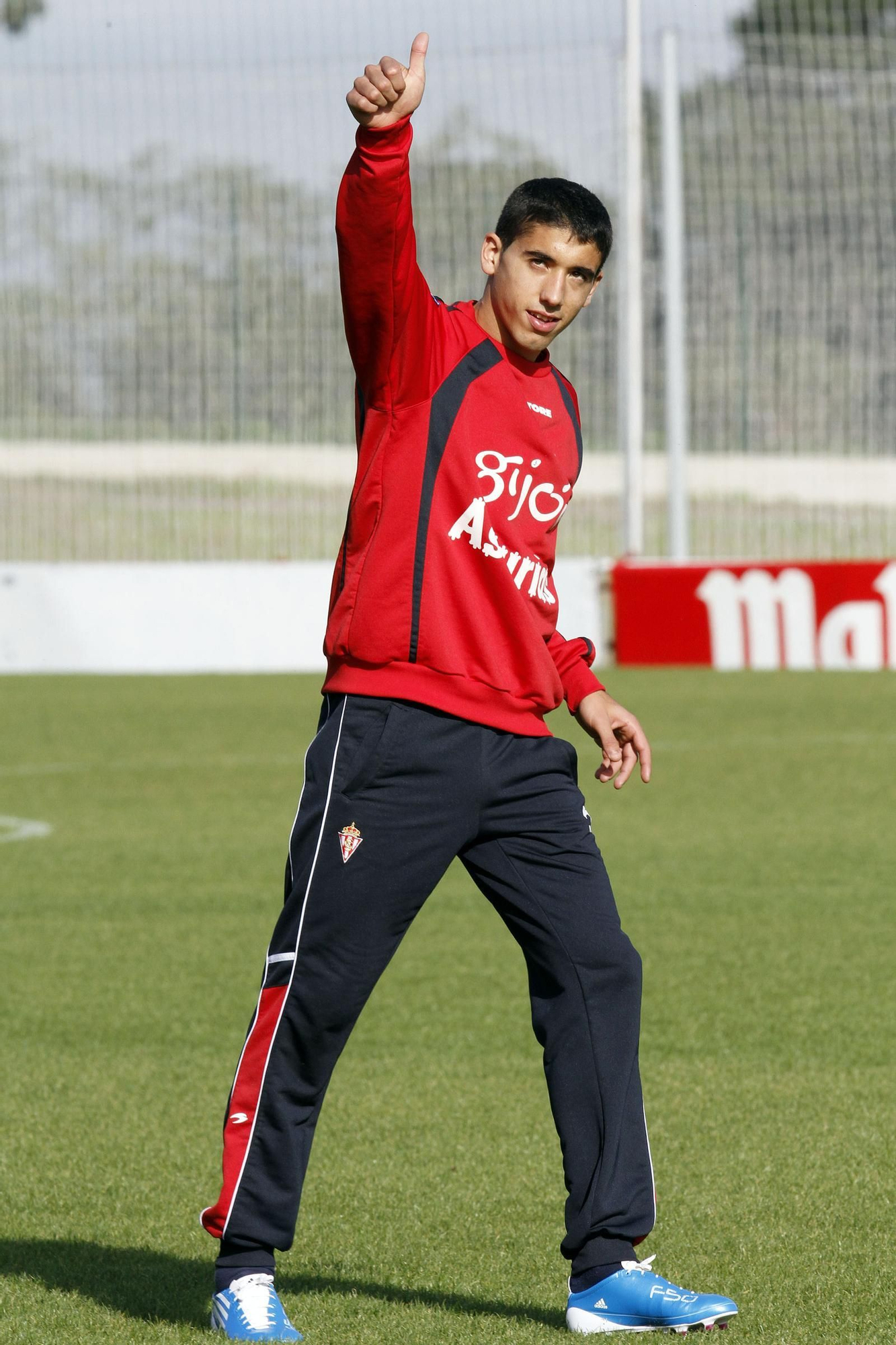 En imágenes: un repaso visual a la trayectoria de José Ángel "Cote" en el Sporting