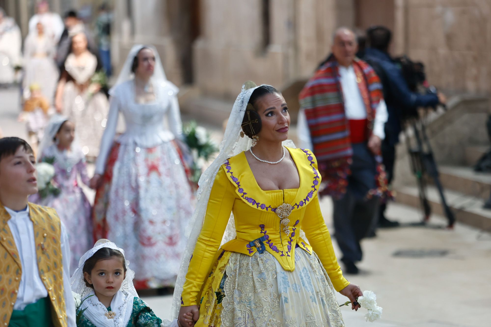 Todas las fotos de la Ofrenda del 17 de marzo entre las 18:00 y las 19:00 horas por la calle San Vicente