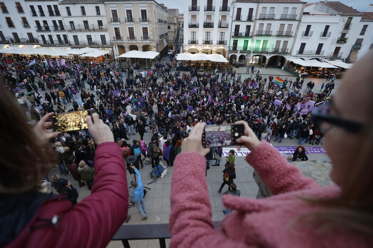 Celebración del Día Internacional de la Mujer en Cáceres en 2023.