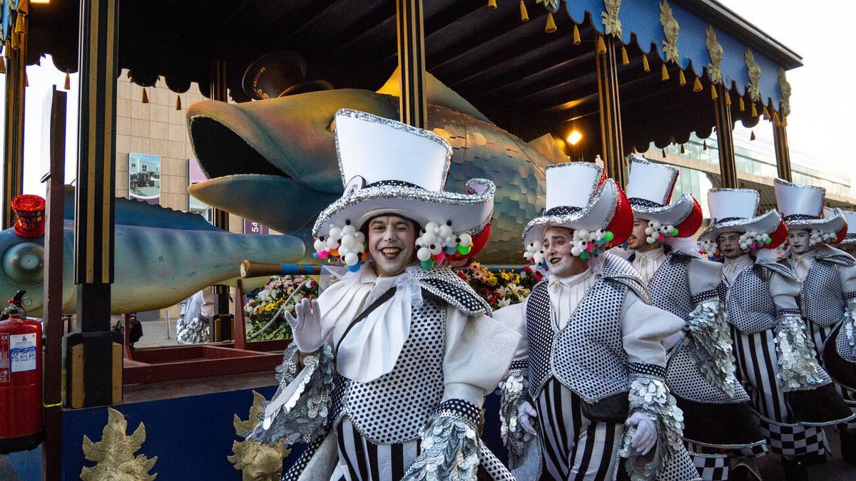 Entierro de la Sardina en el Carnaval de Arrecife 2025