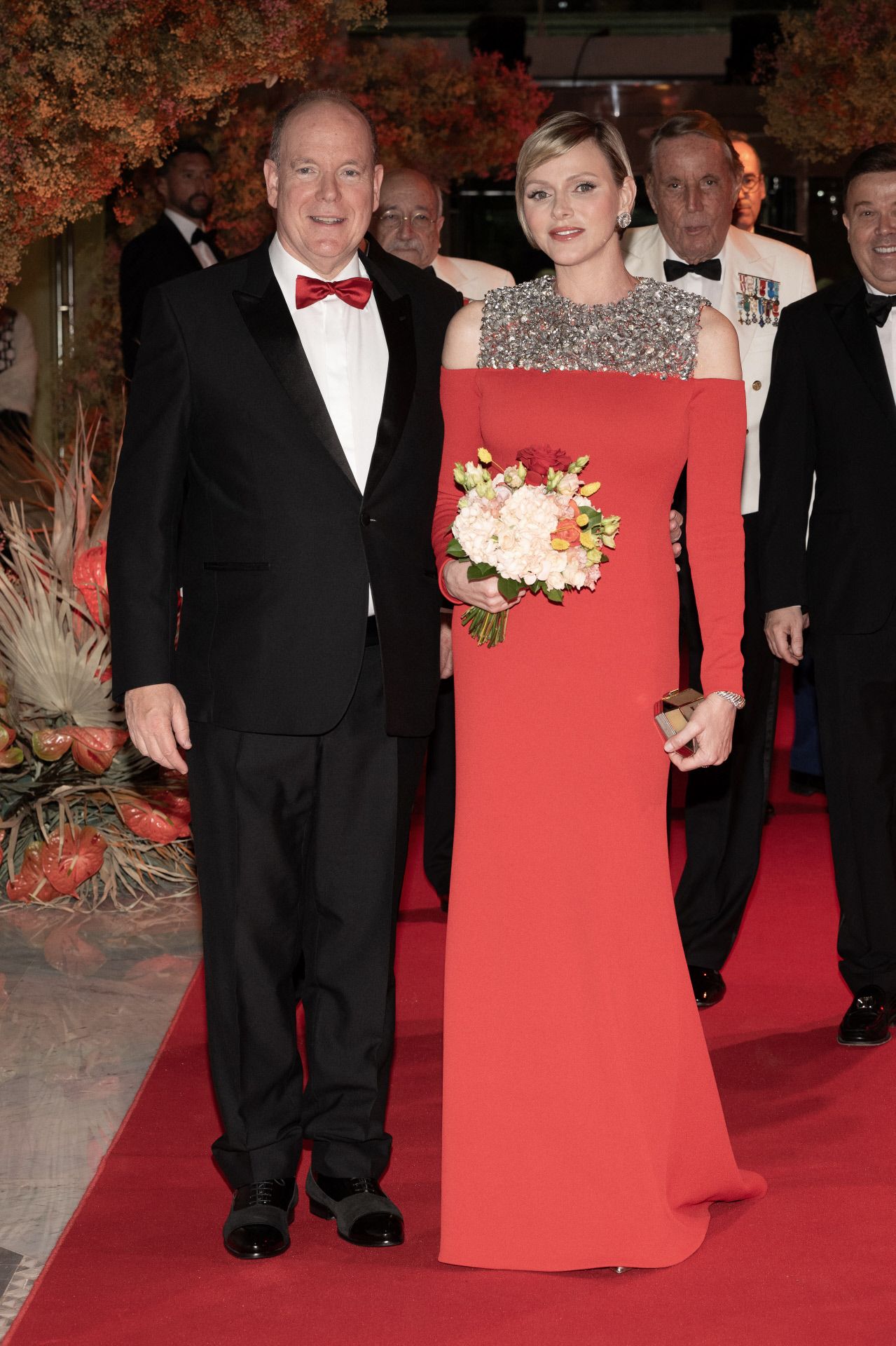 Charléne de Mónaco con vestido rojo de Louis Vuitton.