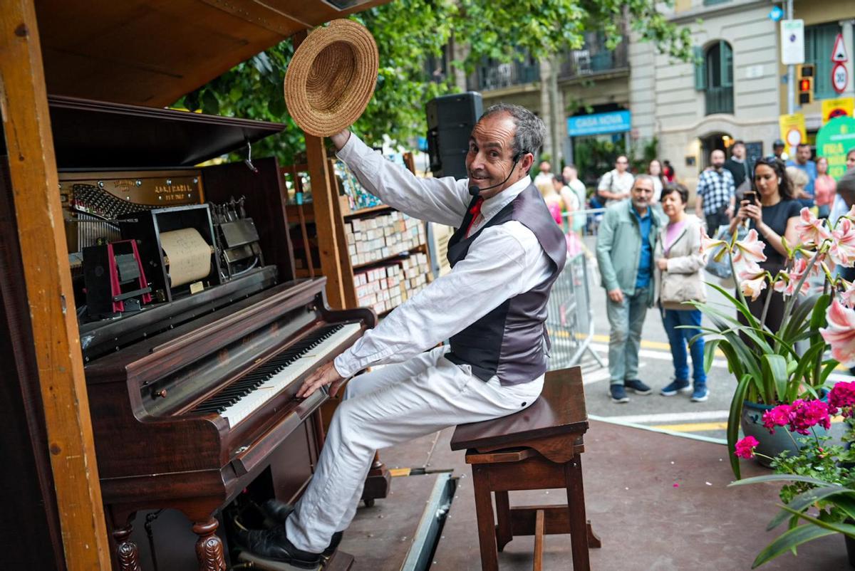 La Fira Modernista, compañera de viaje de la fiesta mayor.