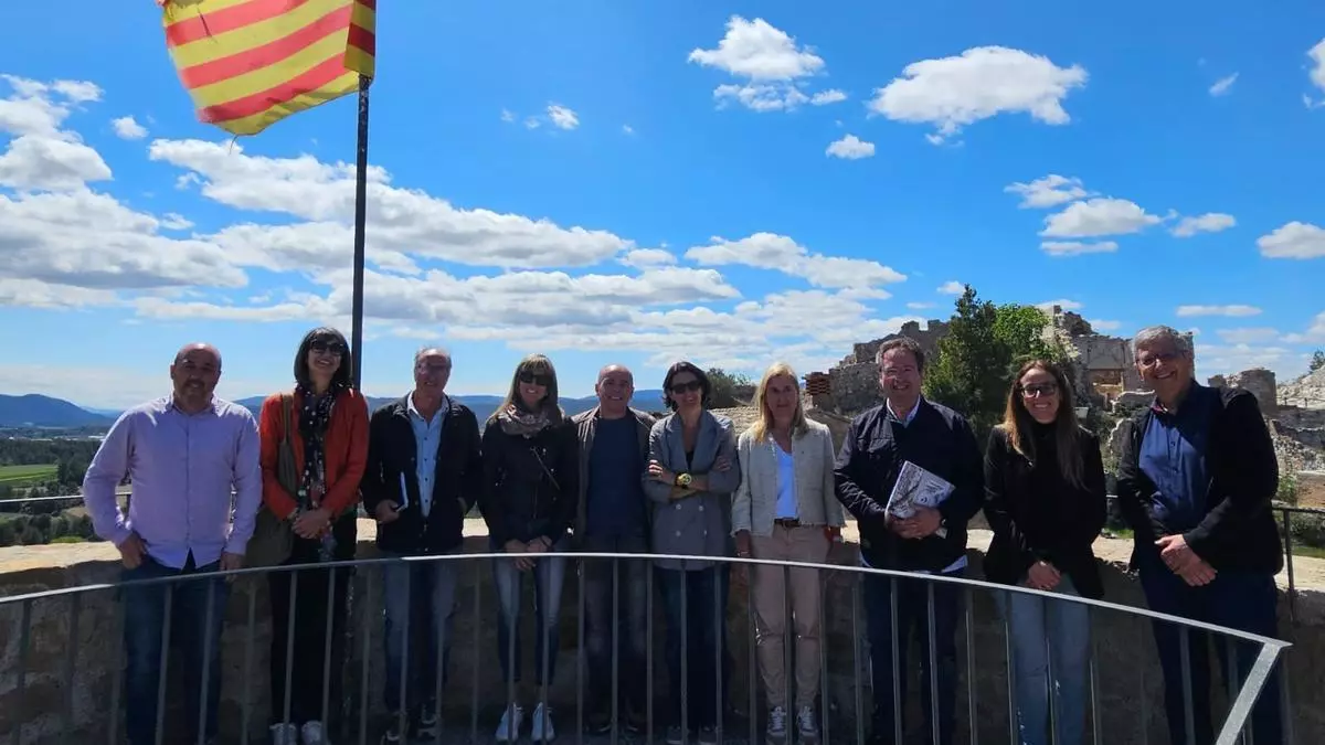 La directora general de Turisme, Marta Domènech, i la coordinadora de Serveis Territorials d’Empresa i Treball al Penedès, Sofia Moya, visiten Òdena