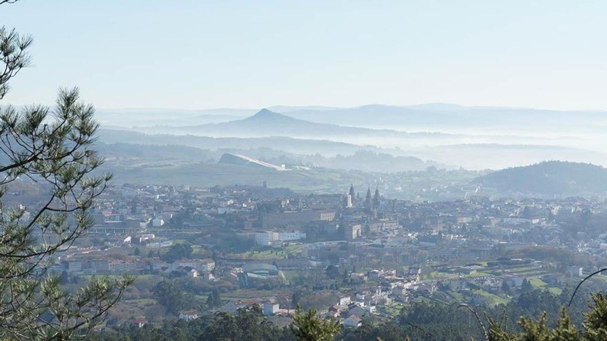 Vista desde o Monte Pedroso, un dos lugares recomendados para ver a eclipse en Santiago.