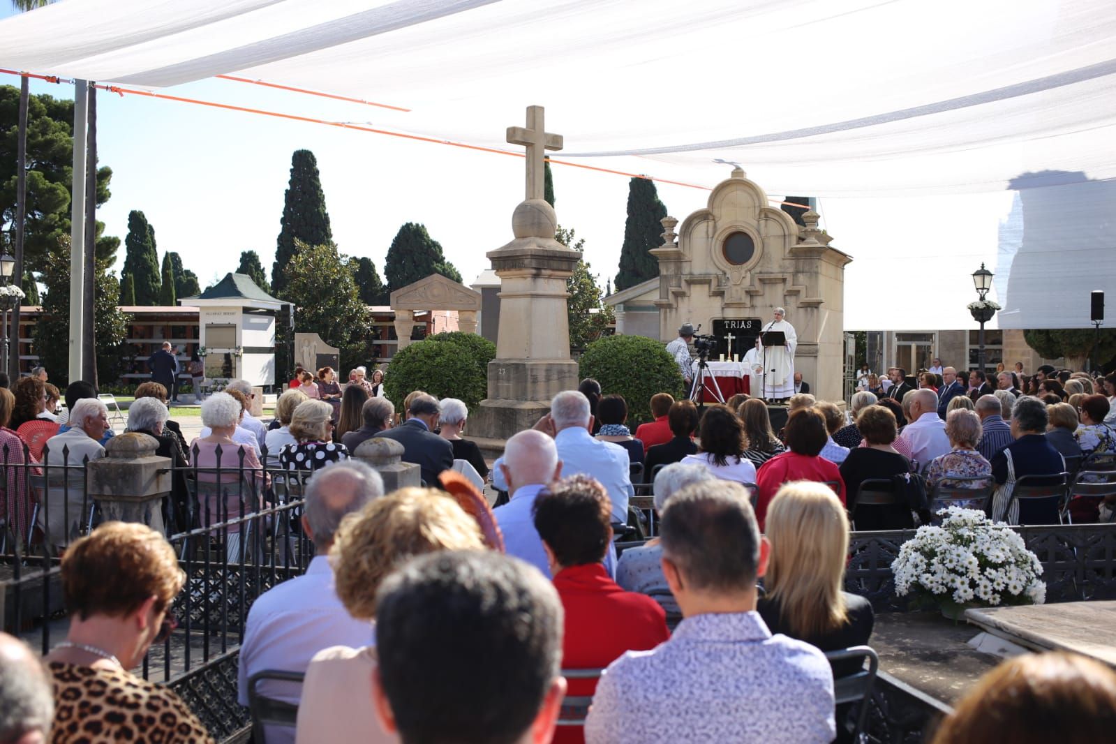 Castellón recuerda a sus fallecidos el día de Todos los Santos