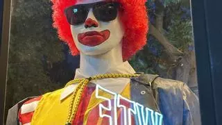 McDonald’s exige a una hamburguesería de Barcelona retirar contenidos por “copiar” a su payaso