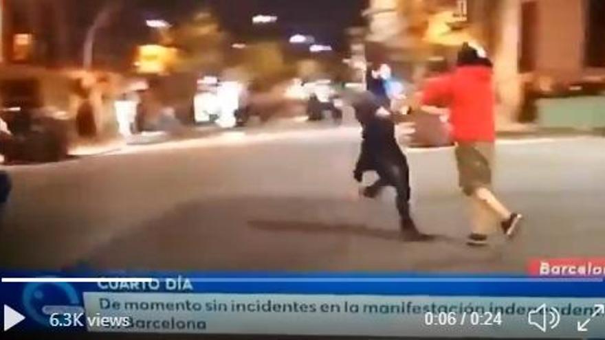 VÍDEO | Brutal pallissa a un jove per part d&#039;un grup d&#039;extrema dreta a Barcelona